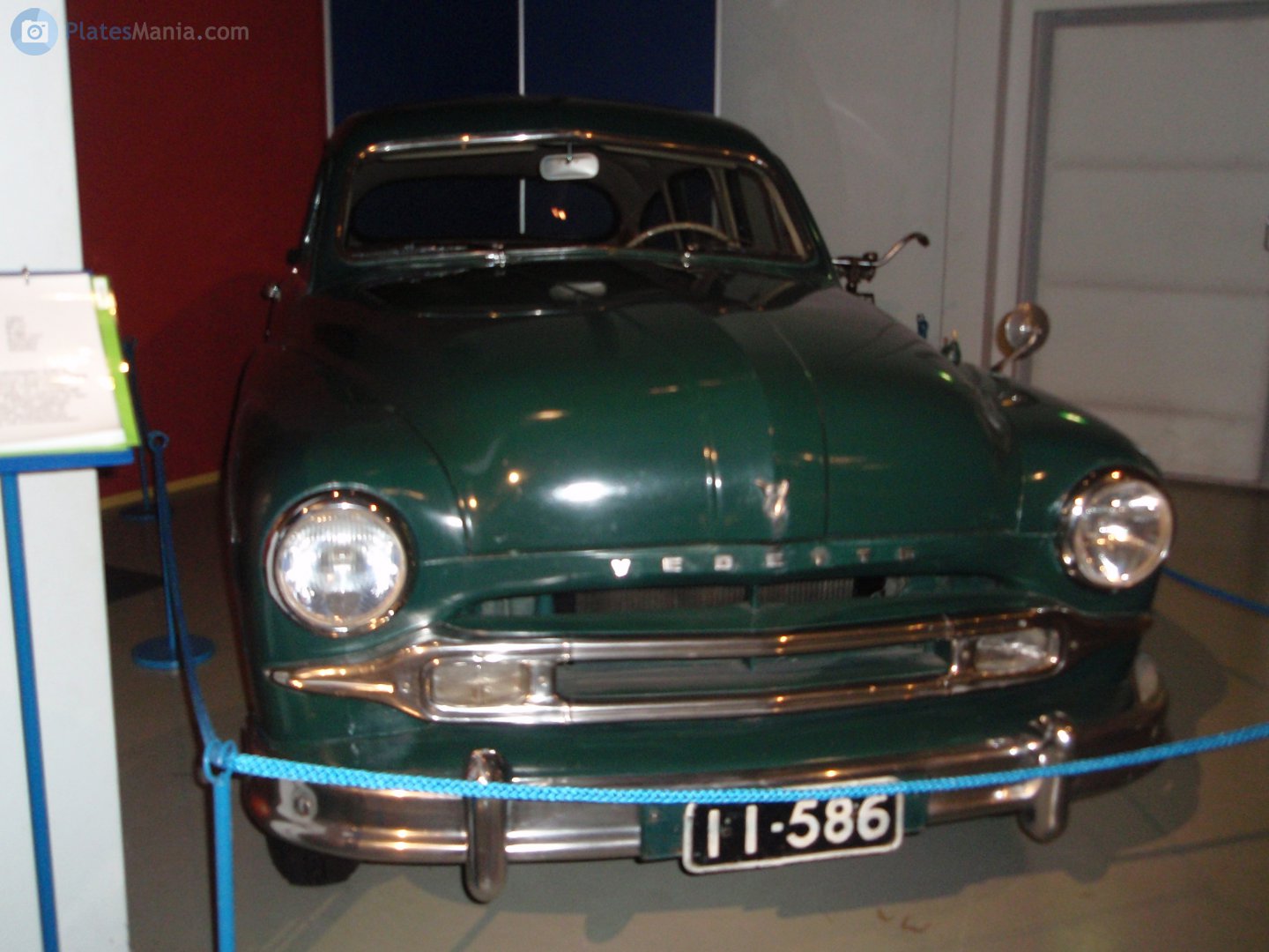 II-586, Ford Vedette 