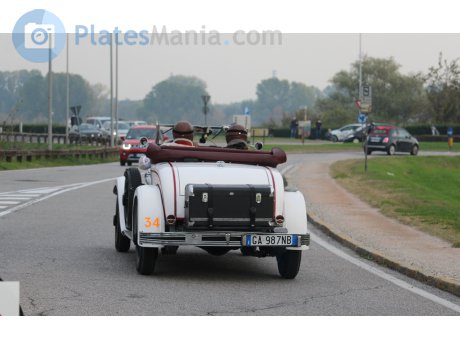 GA 987 NB, Chrysler Series 72