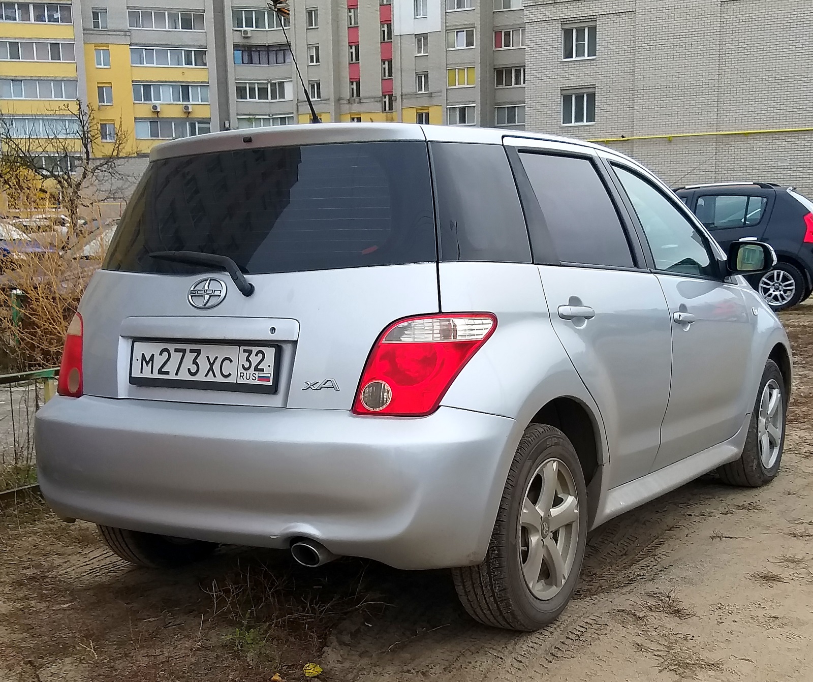 м 273 хс 32, Scion xA 1st gen (XP60), 2003–2006