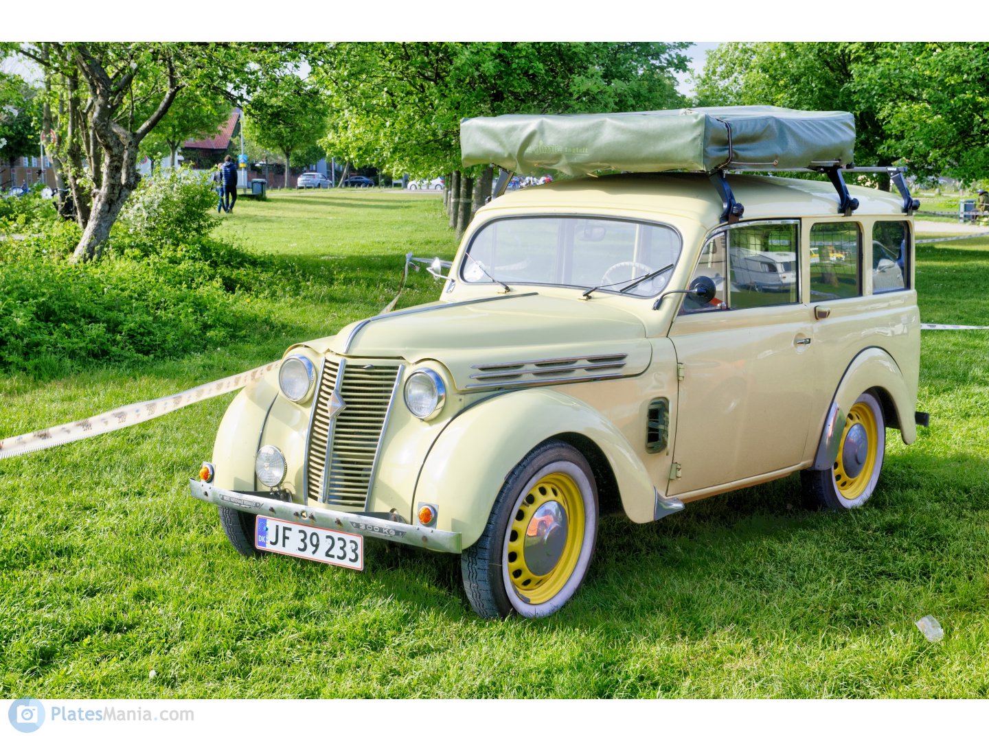 JF 39233, Renault Dauphinoise 