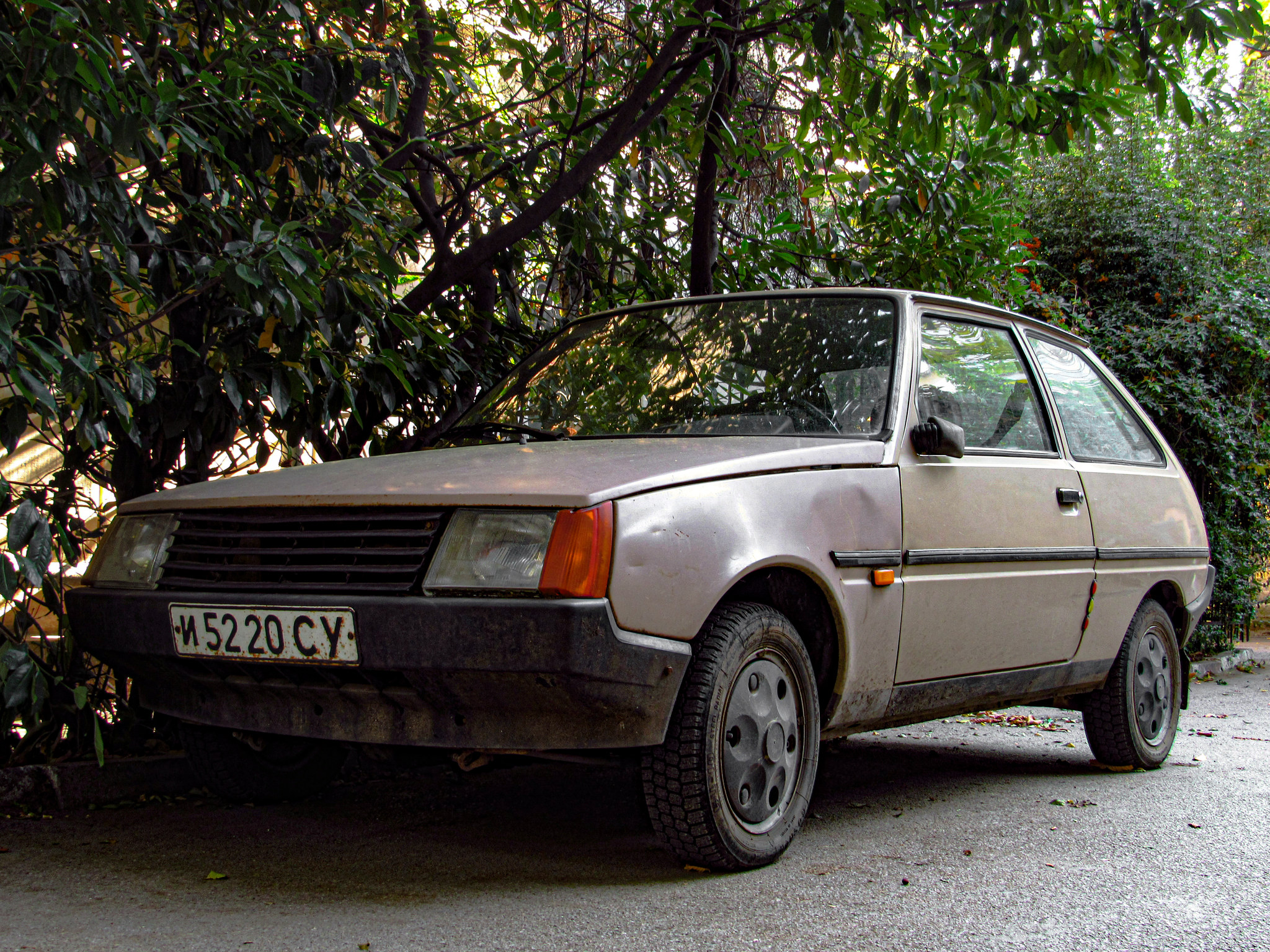 и 5220 СУ, ZAZ 1102 1102 Таврия (Tavria) Hatch, 1987–2007