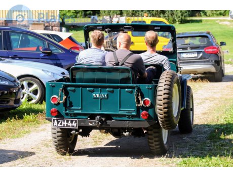 AZH-44, Willys CJ