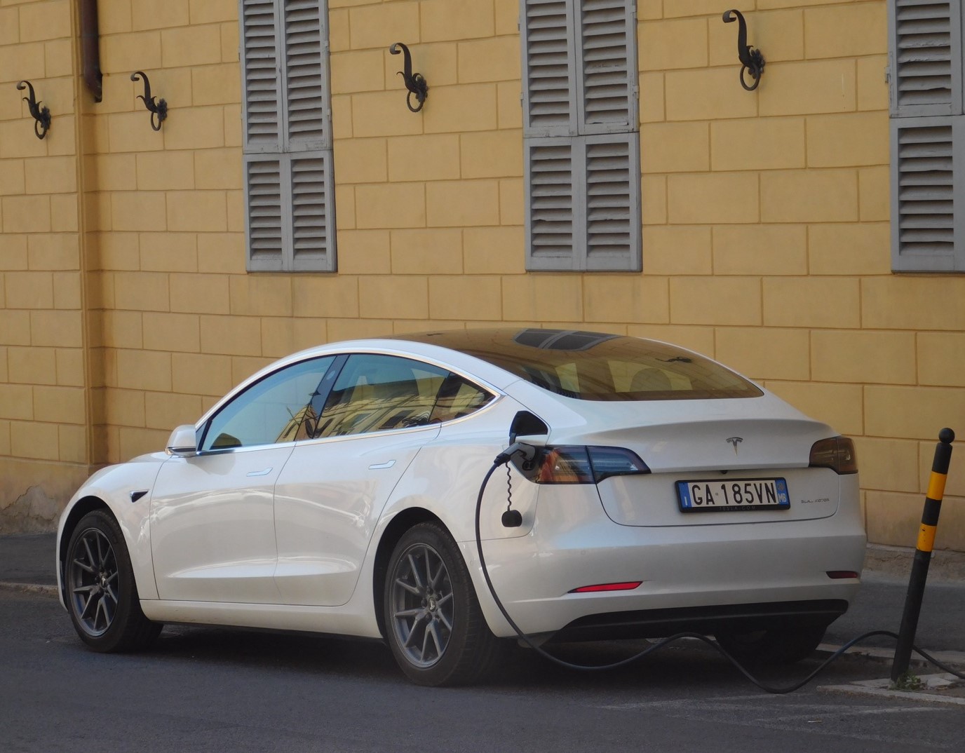 GA 185 VN, Tesla Model 3 1st gen (5YJ3), 2017–2023