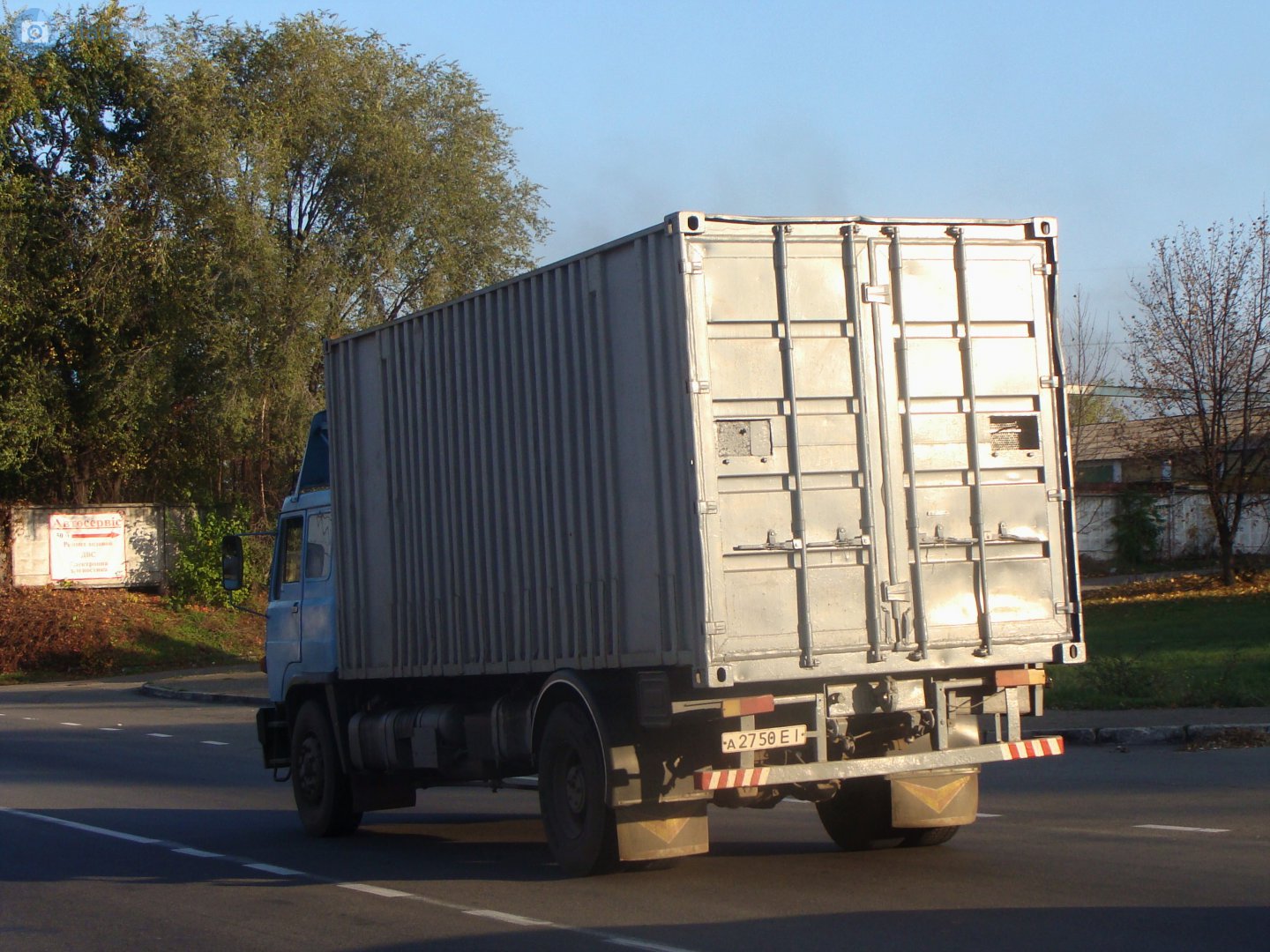 а 2750 ЕІ, LIAZ 100 