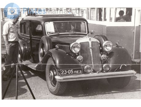 2305 ЛЕЗ, Horch 930