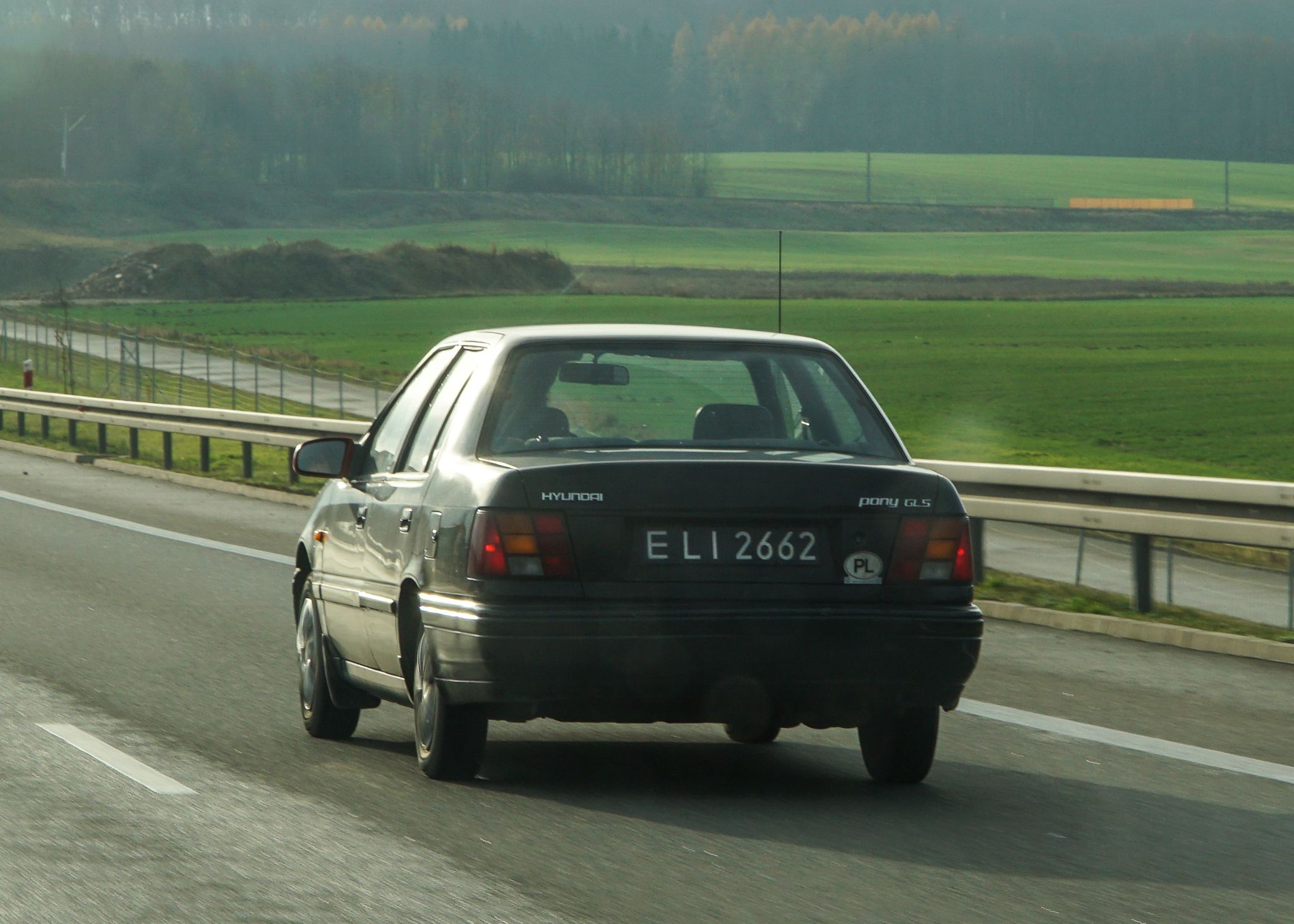 ELI 2662, Hyundai Pony 4th gen Sedan (X2; EU-market), 1989–1991