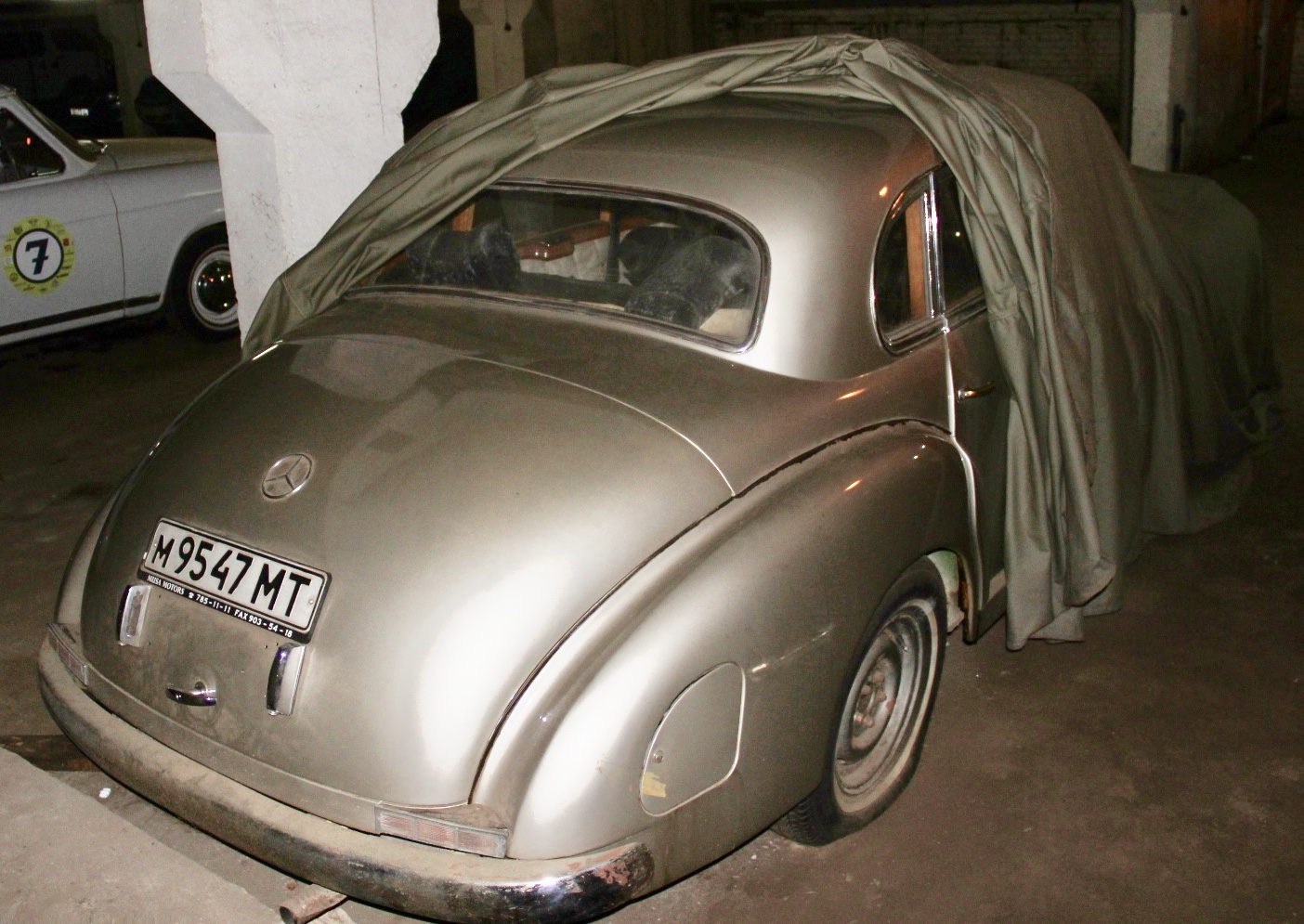 м 9547 МТ, Mercedes-Benz 300 