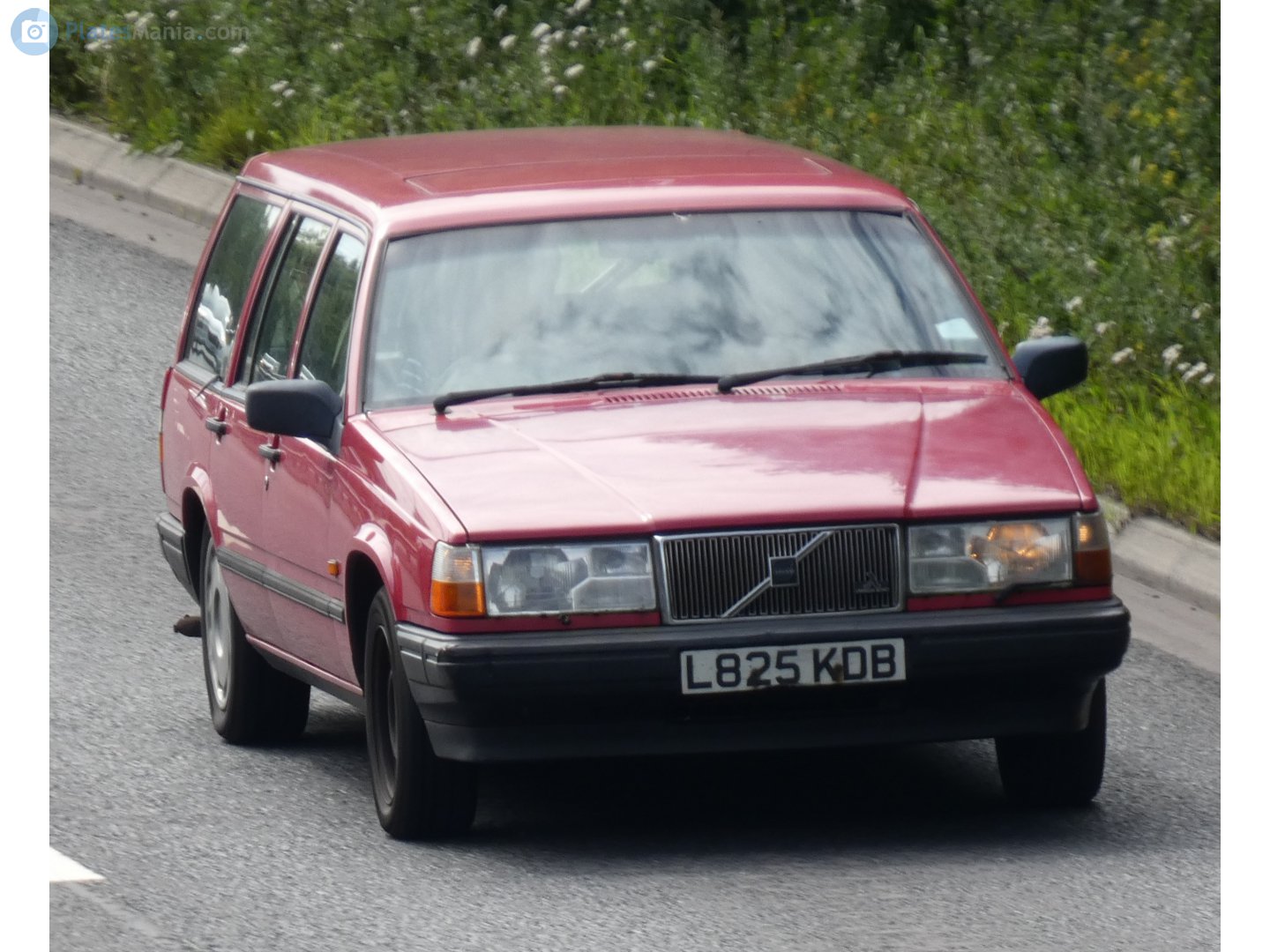 L825KDB, Volvo 940 1st gen Wagon (945), 1991–1998