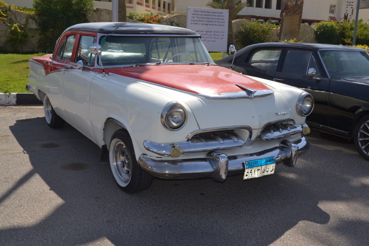 ٥٩١٣ ھدط, Dodge Coronet 3rd gen 4-door Sedan (D55/D56/D62/D63), 1954–1956