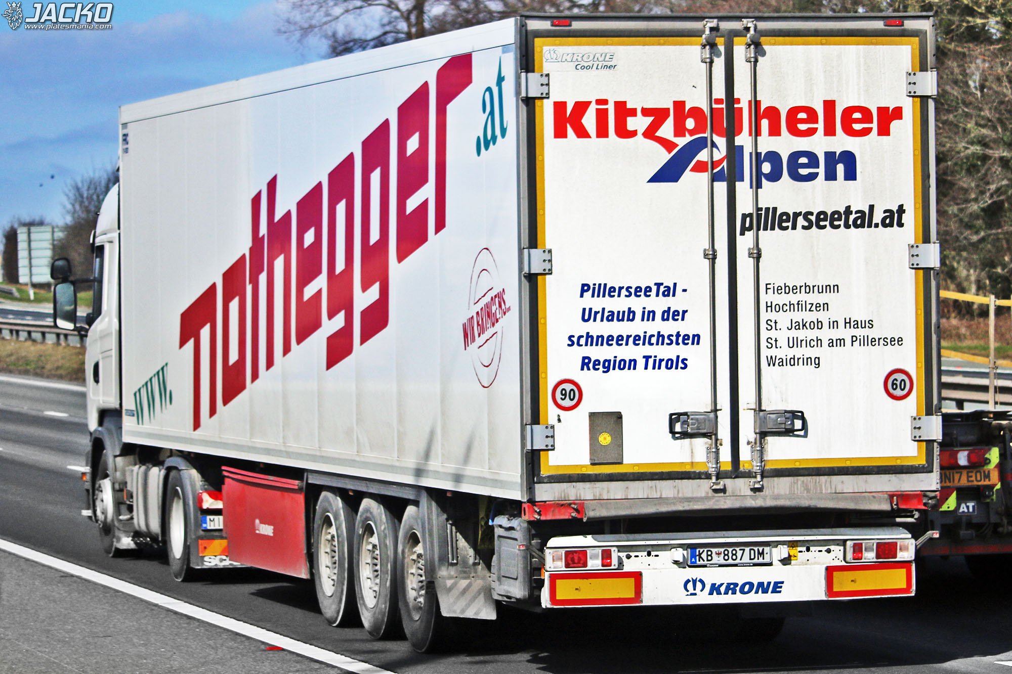 KB 887 DM, Krone Cool Liner 