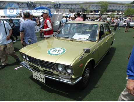 三河 56 ぬ 2277, Nissan Laurel