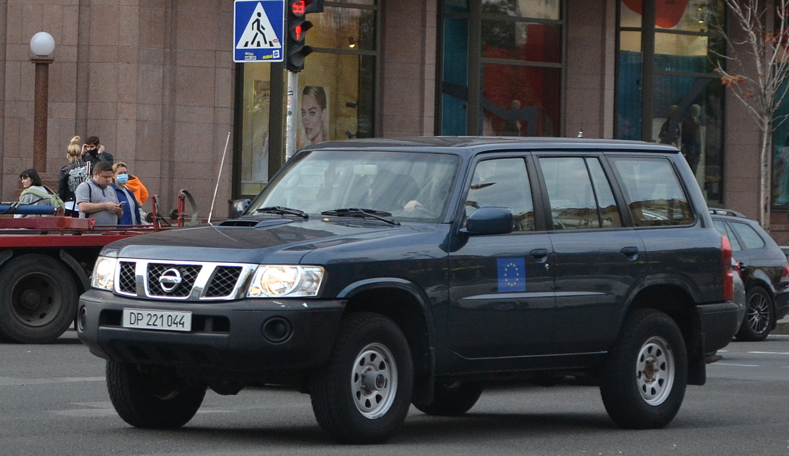 DP 221 044, Nissan Patrol 5th gen 5-door SUV (Y61), facelift, 2004–