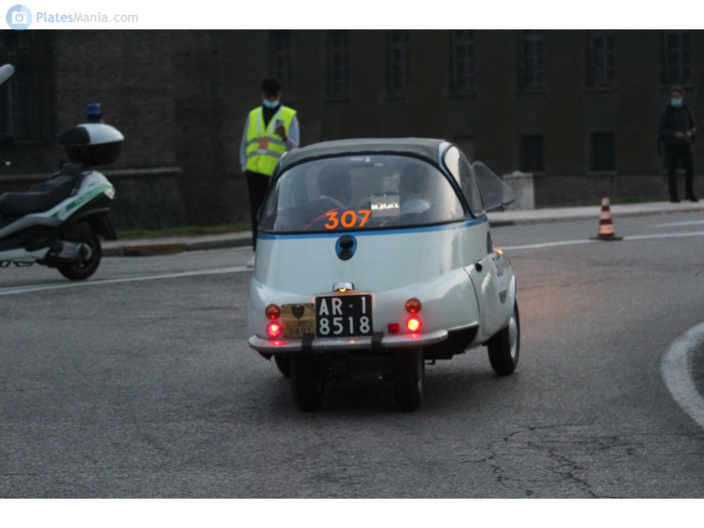 AR 18518, Iso Isetta Coupé, 1953–1956