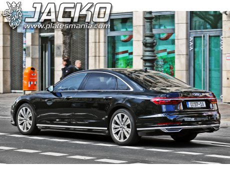 0 57-1A, Audi A8