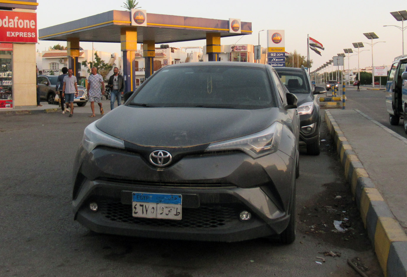 ٤٦٧٥ وصط, Toyota C-HR 1st gen (AX10/AX50), 2016–2023