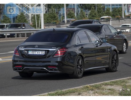 007 AV 02, Mercedes-Benz S-Klasse