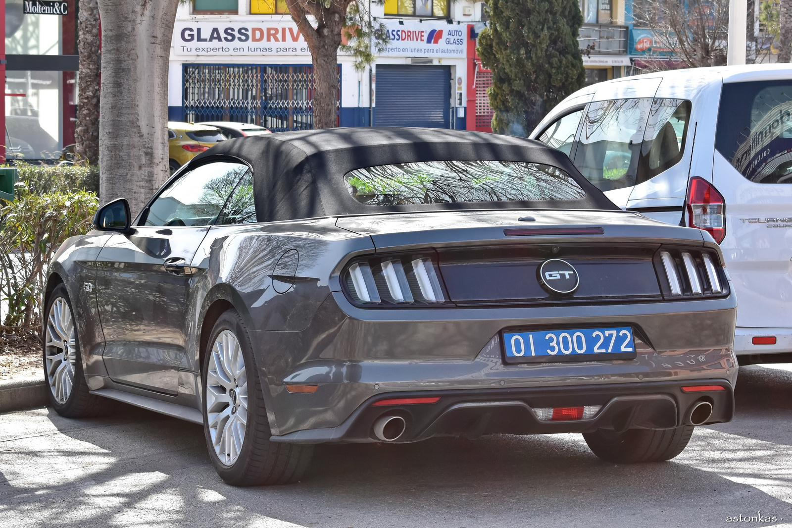 OI 300 272, Ford Mustang 6th gen 2-door Coupé (S550), 2014–2017