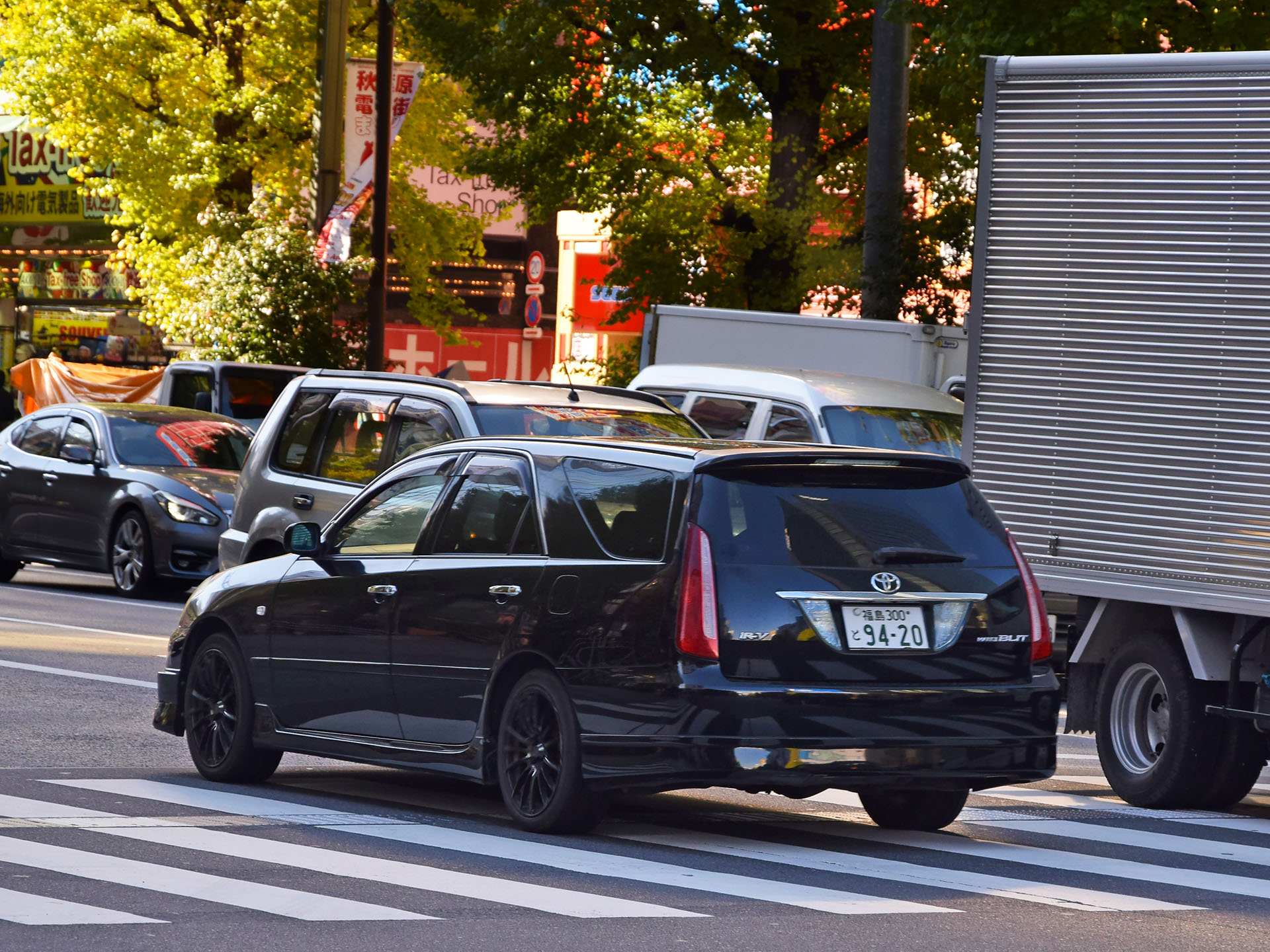 福島 300 と 9420, Toyota Mark II 9th gen Blit Wagon (X110W), 2002–2007
