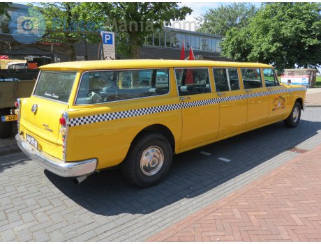 AM-09-67, Checker Aerobus