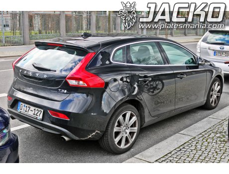 0 17-127, Volvo V40