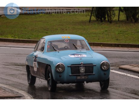 1-OYI-647, FIAT 1100