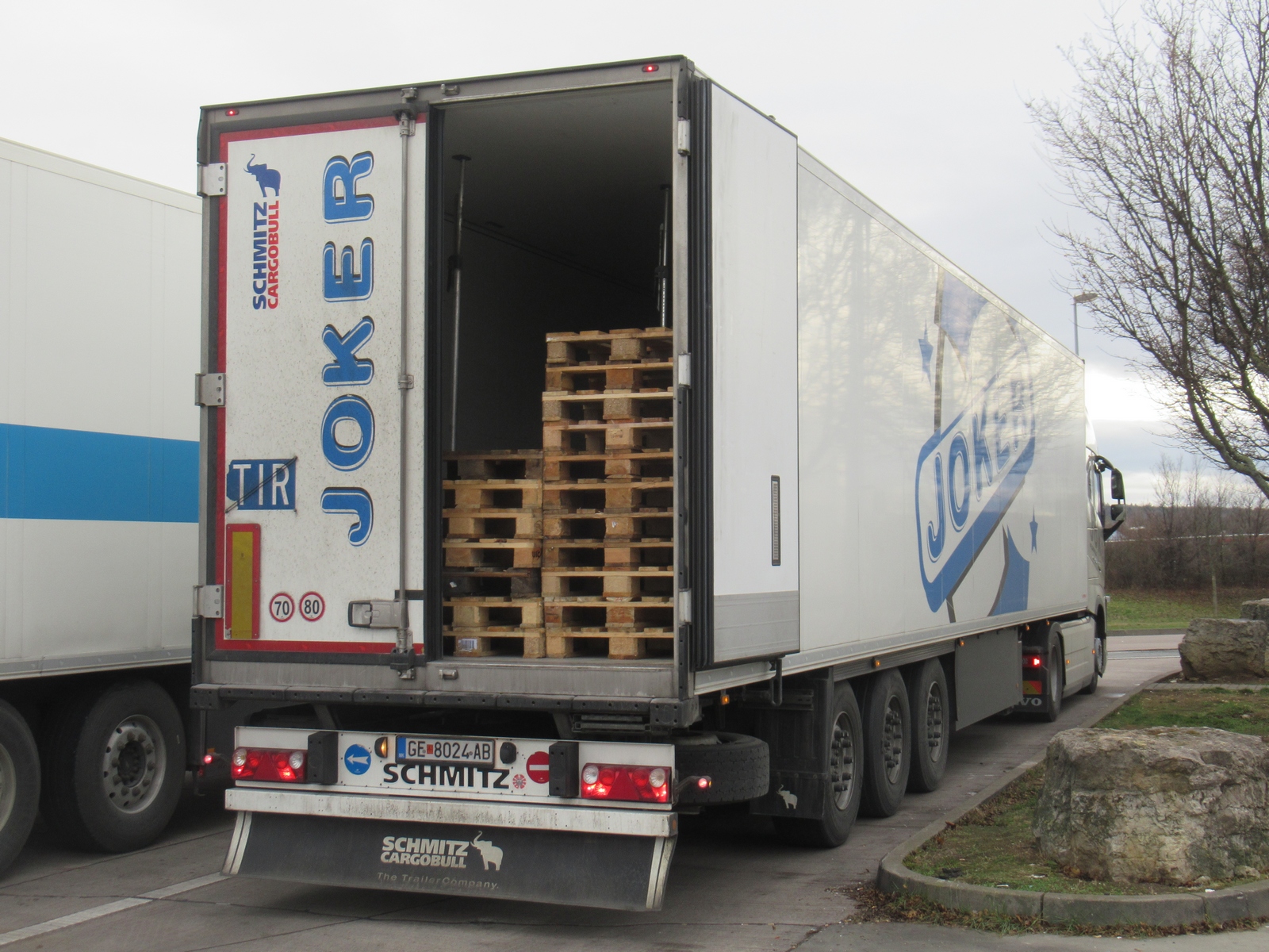 GE 8024 AB, Schmitz SKO 