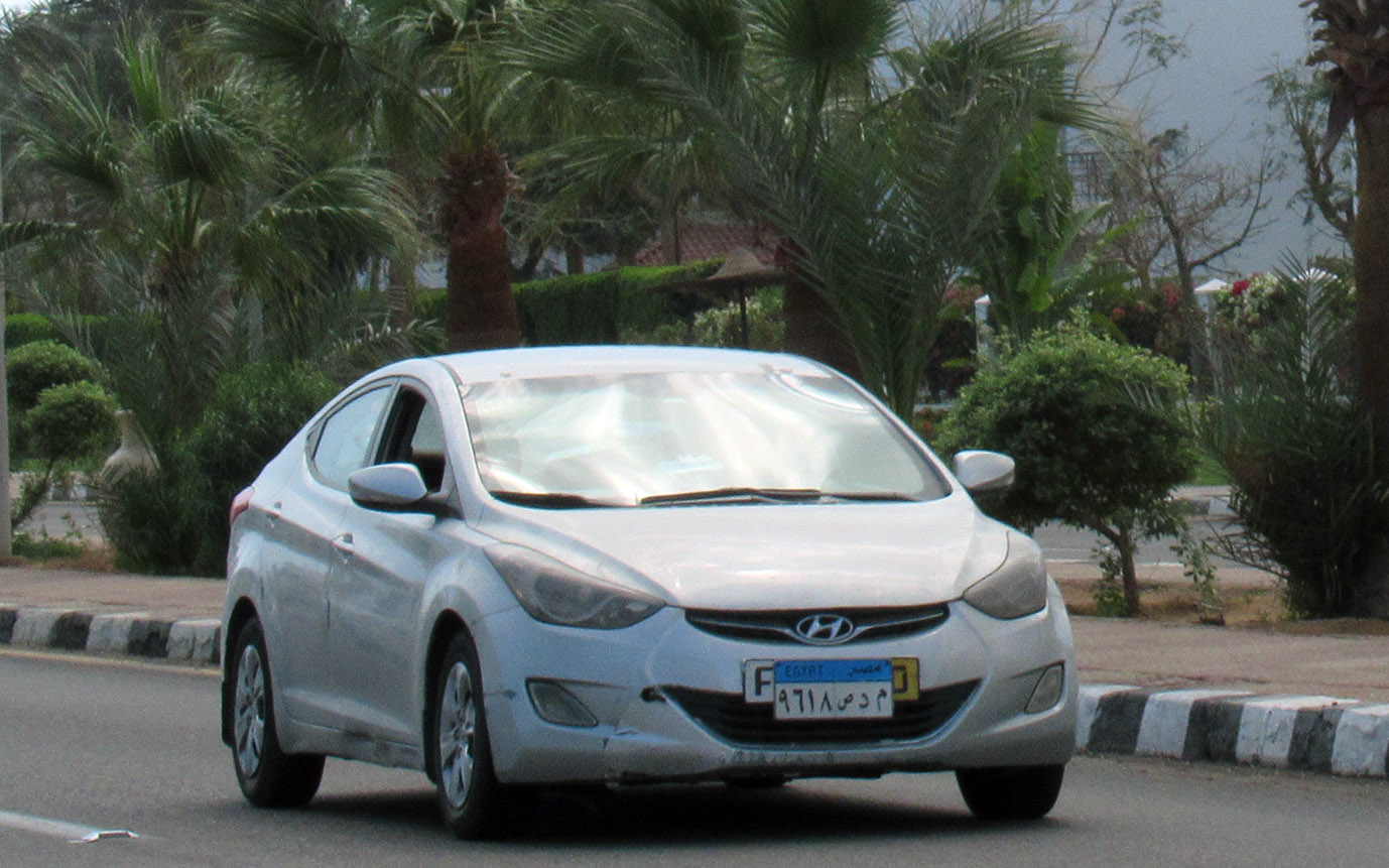 ٩٦١٨ صدم, Hyundai Elantra 