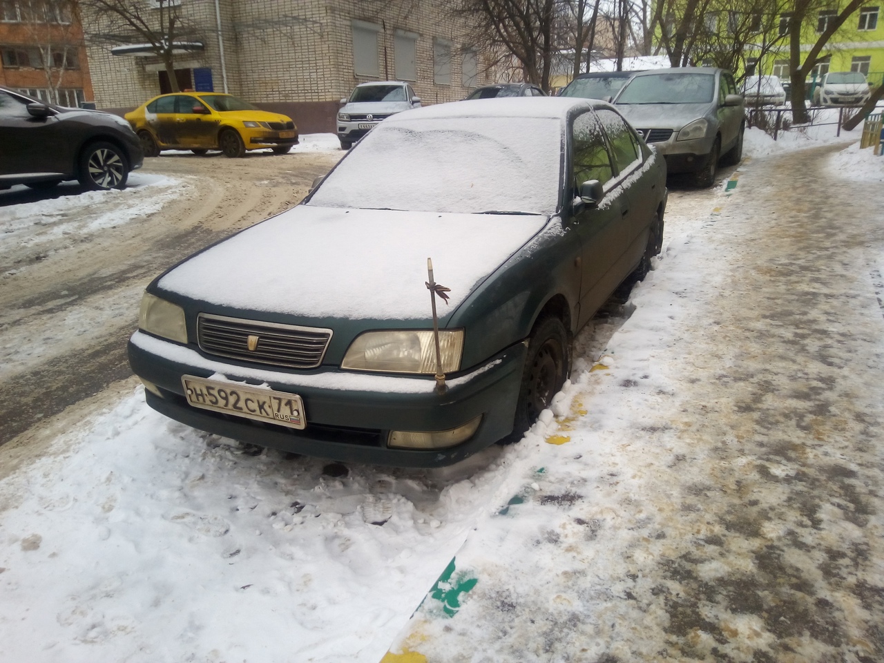 н 592 ск 71, Toyota Camry 4th gen Sedan (V40; JP-market), 1994–1998