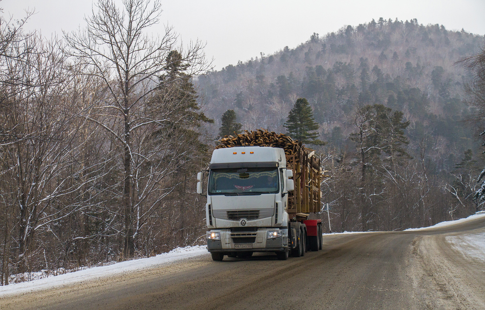 о 672 ао 123, Renault Premium 