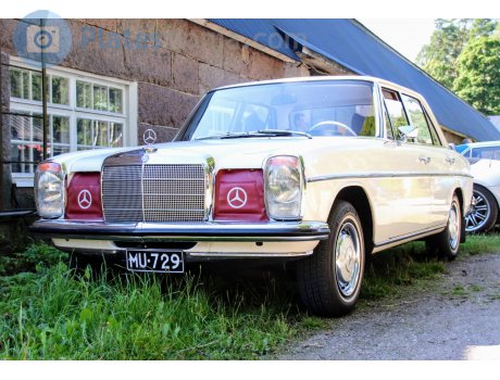 MU-729, Mercedes-Benz E-Klasse