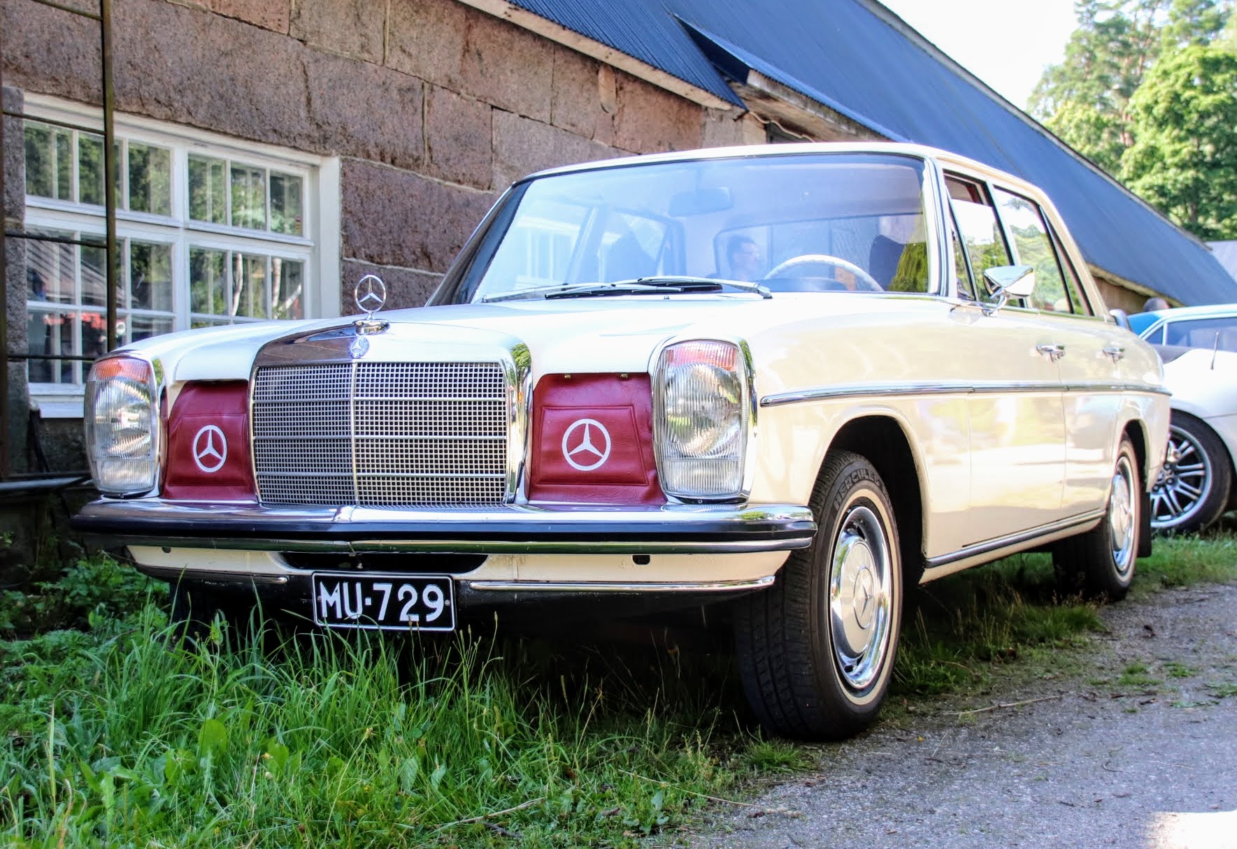 MU-729, Mercedes-Benz E-Klasse 200–280 Sedan (W114/W115), 1967­–1976