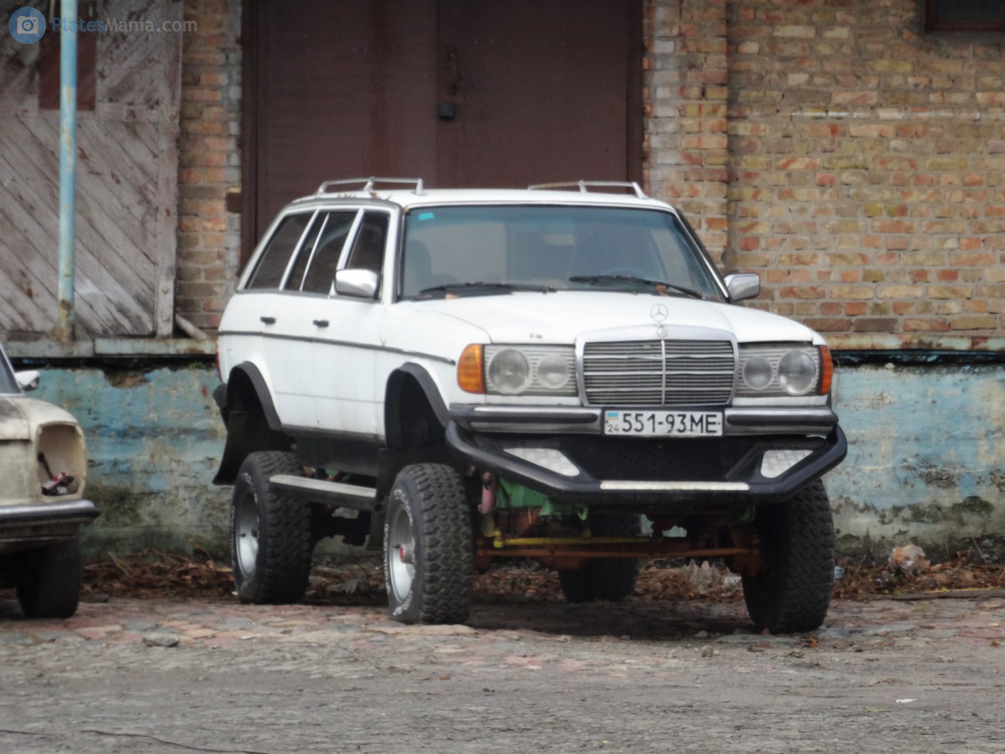 24 551-93 ME, Mercedes-Benz E-Klasse 200T–300T Wagon (S123), 1975­–1986