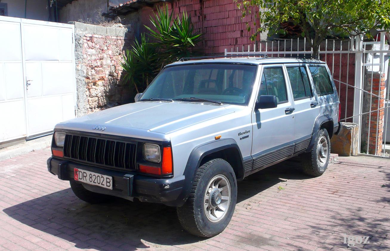 DR 8202 B, Jeep Cherokee 2nd gen 5-door SUV (XJ), 1983–2001