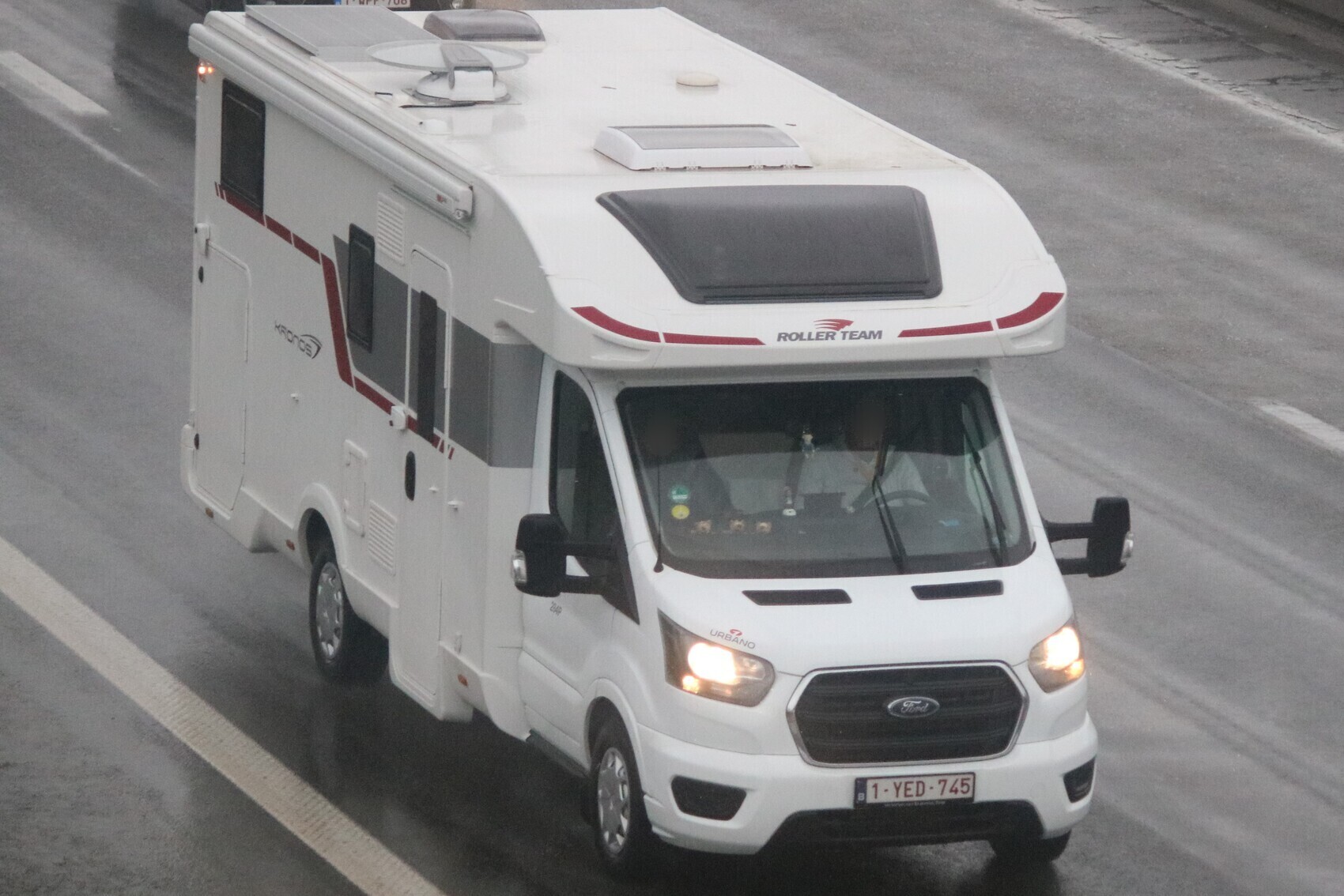 1-YED-745, Roller Team Kronos 