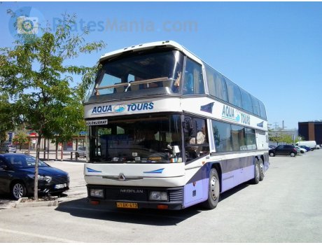 IAK-413, Neoplan Skyliner