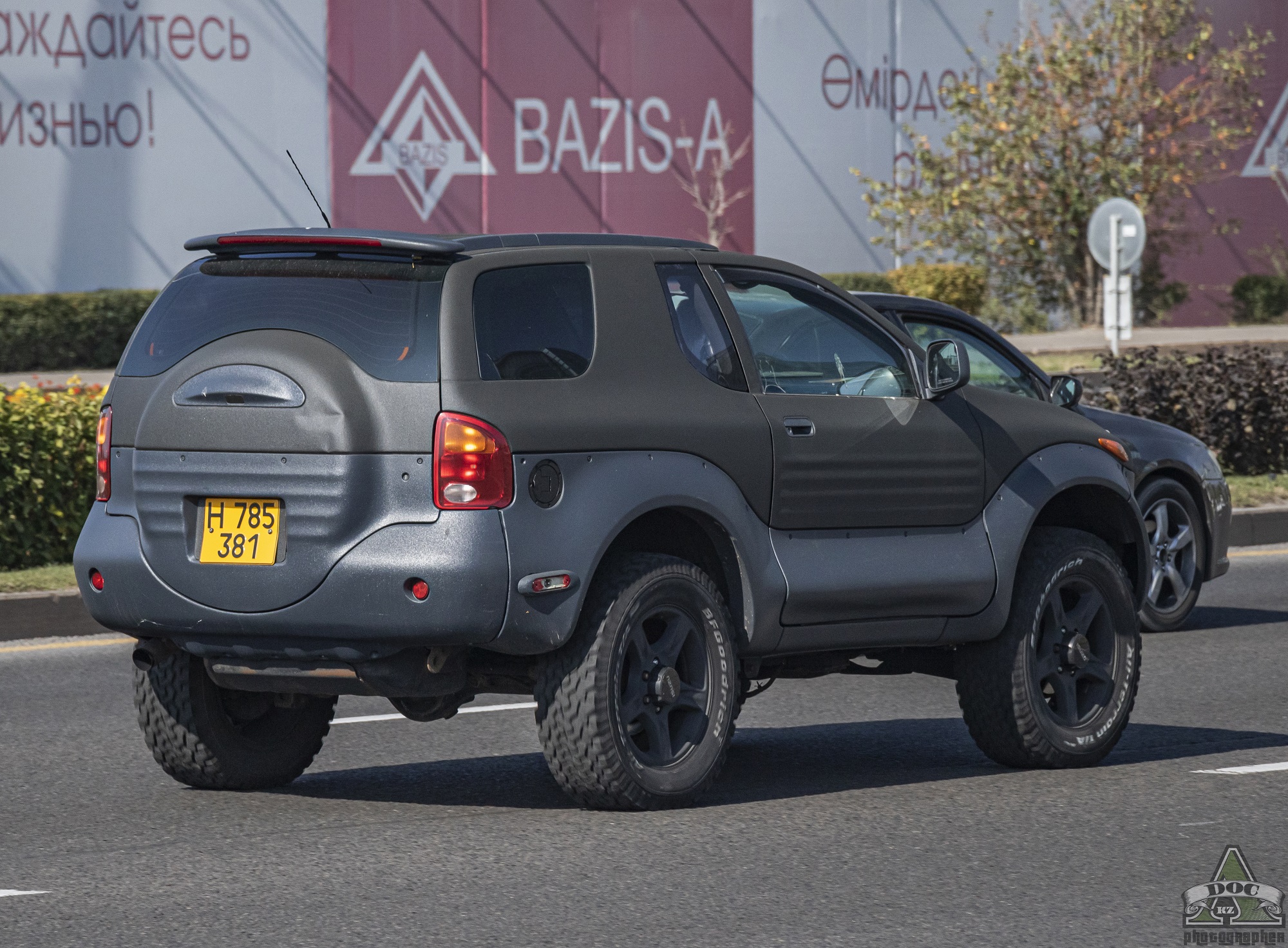 H 785381, Isuzu VehiCross 1st gen (UGS25DW/VX), 1997–2001