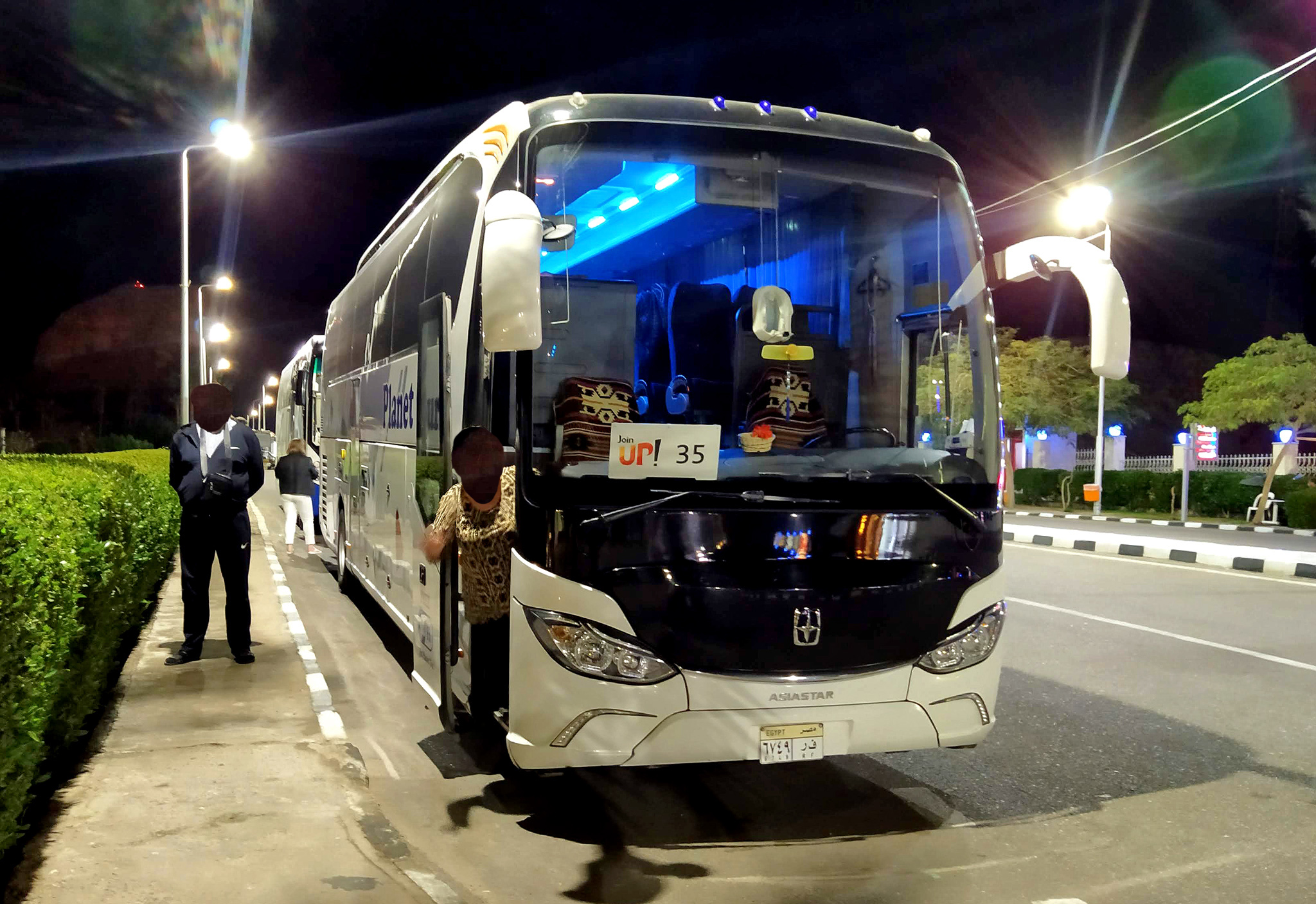 ٦٧٤٩ رف, Yaxing YBL-Series 