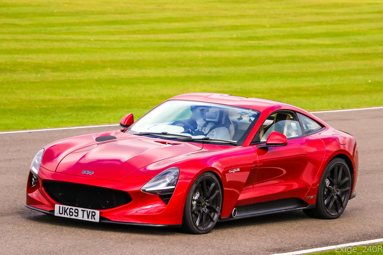 UK69TVR, TVR Griffith 