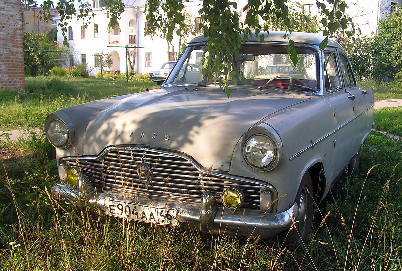 е 904 аа 46, Ford Zephyr 