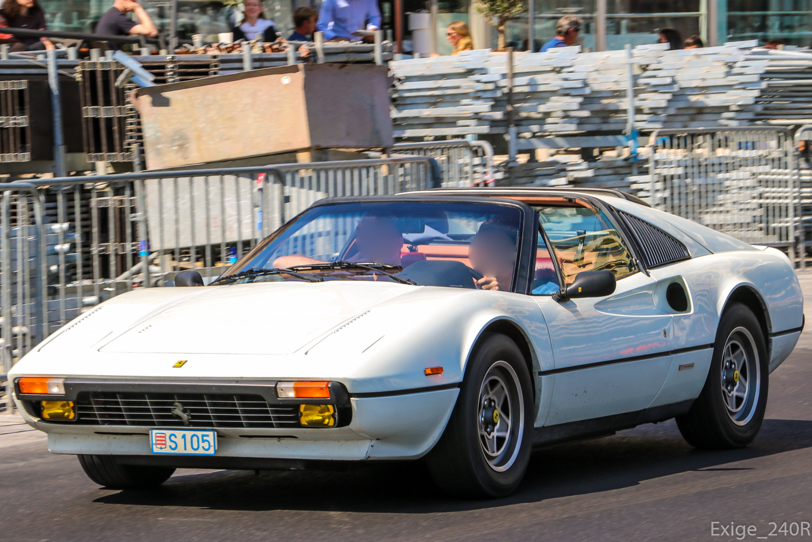 S105, Ferrari 208 