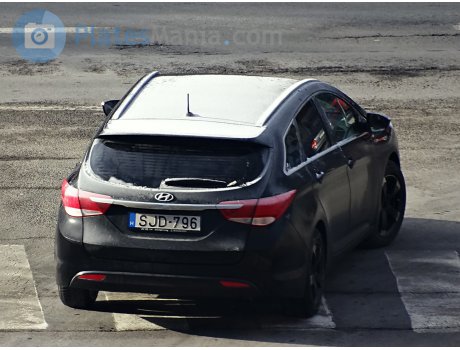 SJD-796, Hyundai i40