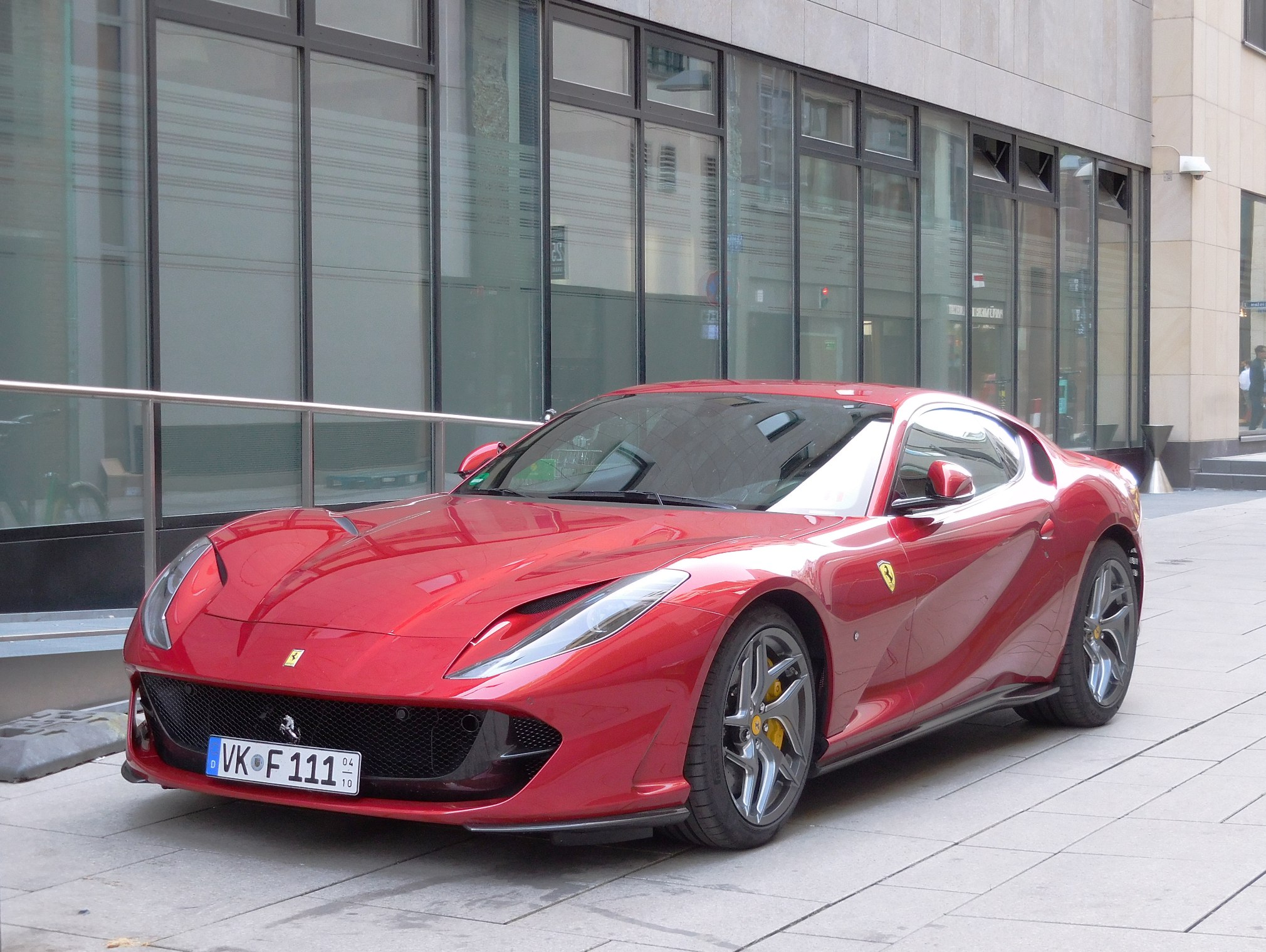 VK F 111 (04/10), Ferrari 812 1st gen Superfast (F152) 2017–2021