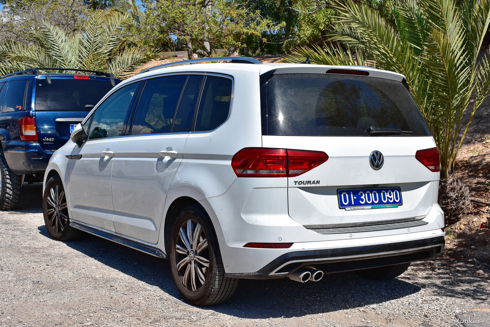 OI 300 090, Volkswagen Touran 2nd gen (5T1), 2015–