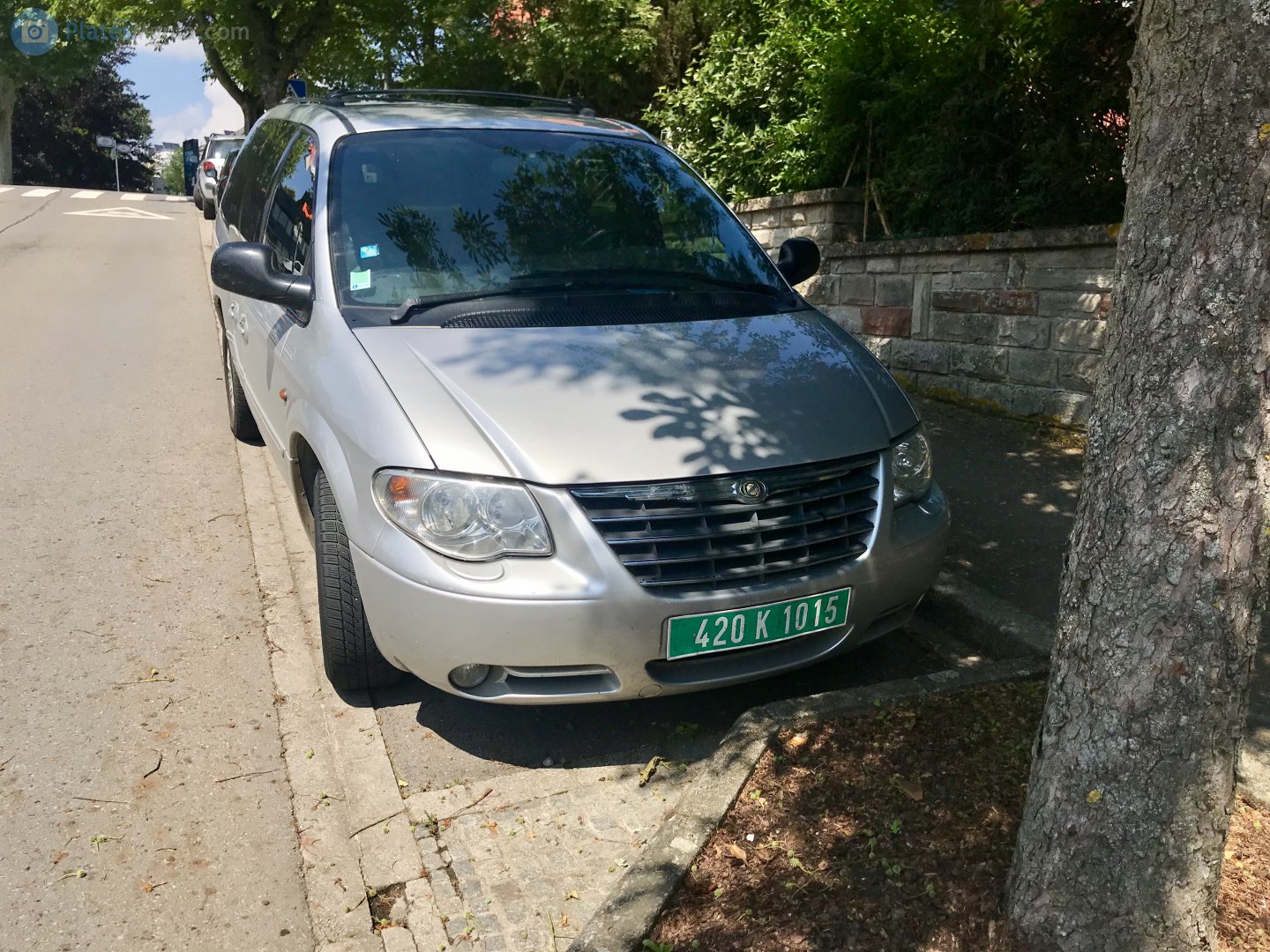 420 K 1015, Chrysler Grand Voyager 4th gen (RS), 2000–2007