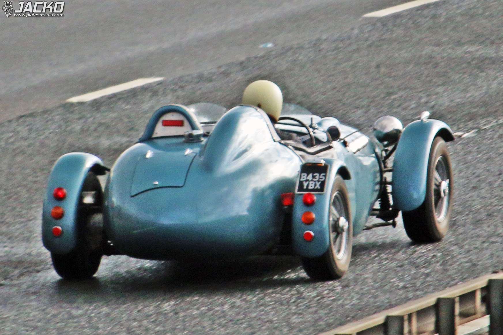 B435YBX, Ronart W152 