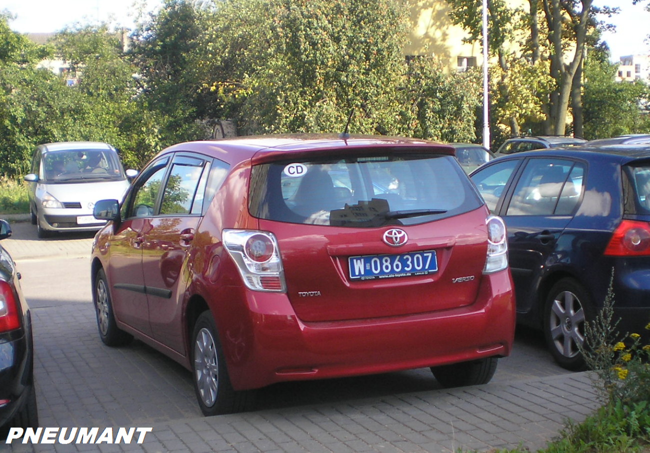 W 086307, Toyota Verso 1st gen (AR20), 2009–2013