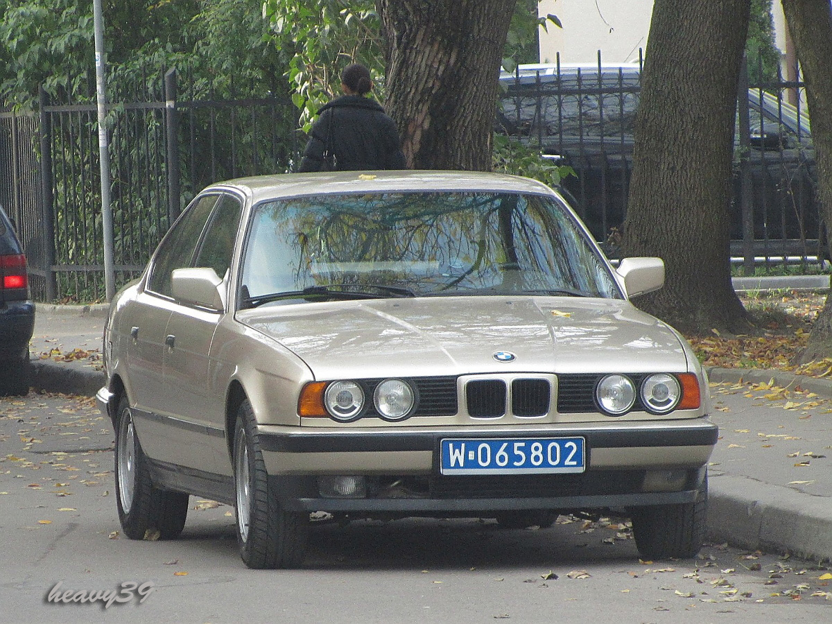W 065802, BMW 5 Series 3rd gen Sedan (E34), 1988–1995
