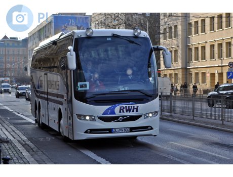 JL PW 800, Volvo 9900