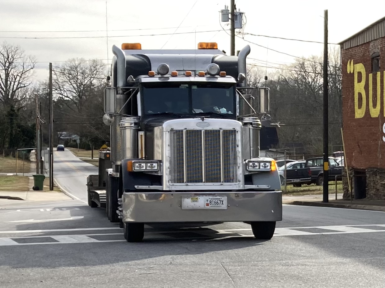 81667X, Peterbilt 379 