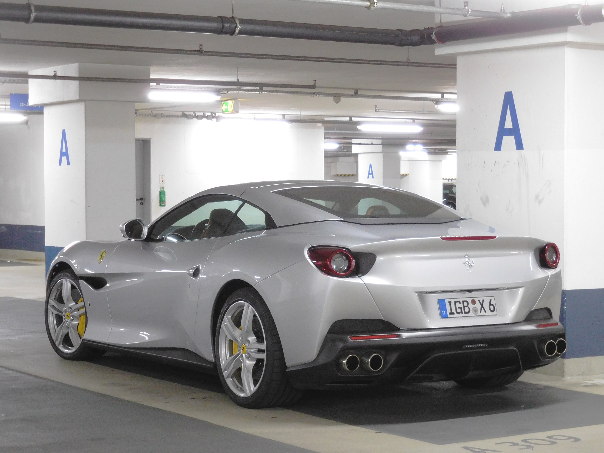 IGB X 6, Ferrari Portofino 1st gen (F164), 2017–2021